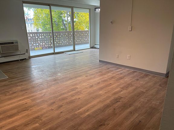 4th image of 800 N Emerson St #301