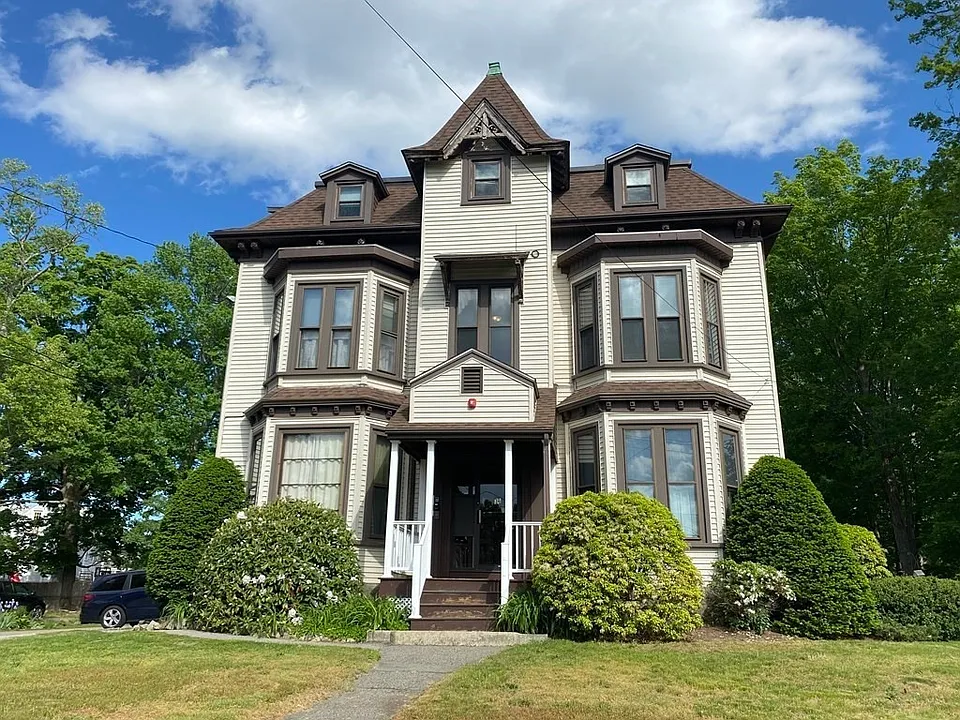 36 Pond St #4