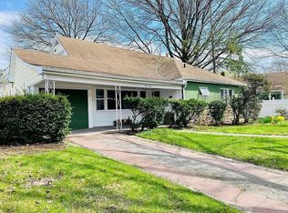 6805 Utopia Pkwy, Fresh Meadows, NY 11365