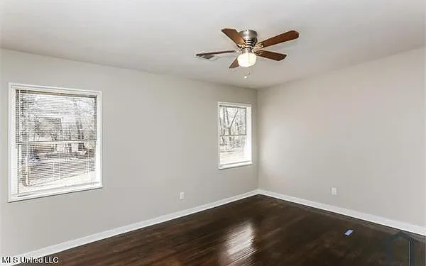 103 Chatham Cir — Photo 9