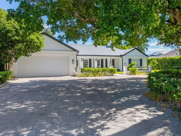 2728 Crayton RD, NAPLES, FL 34103