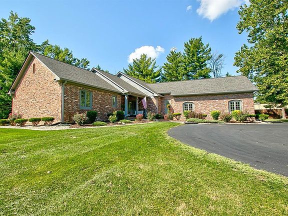 3rd image of 630 Pine Meadow Dr