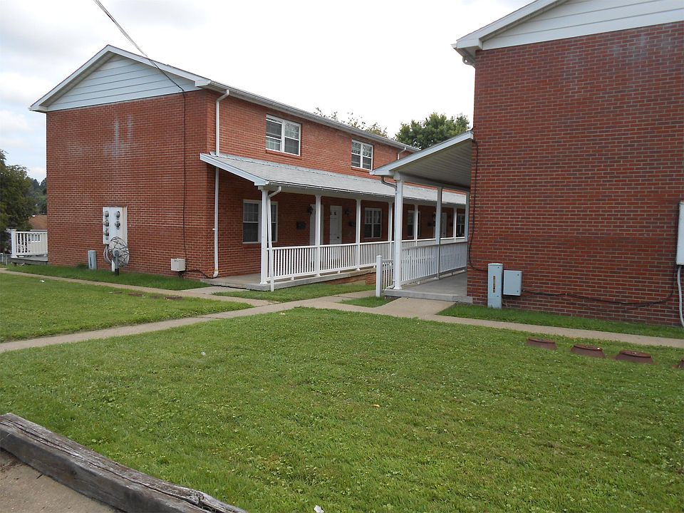 1st image of 566 Worthington Dr APT 9
