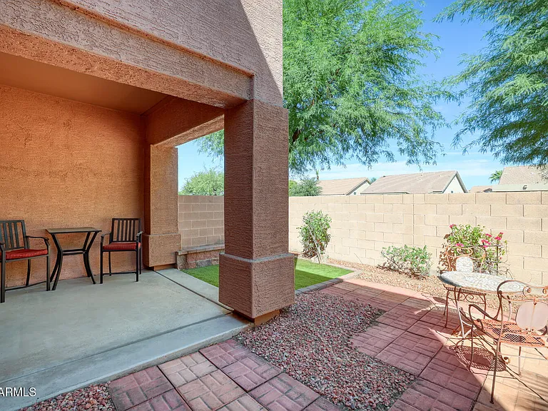 1404 W Weatherby Way — Photo 17