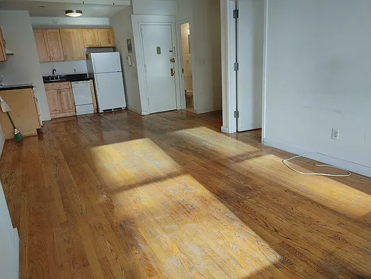 Rented by Brick Real Estate | media 10