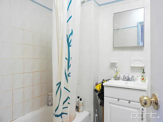 Rented by Point NYC | media 24