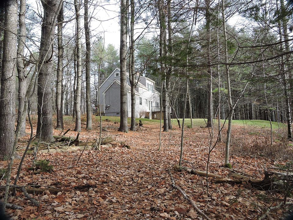 Private, wooded lot