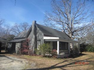 22 Hall St, Hoschton, GA 30548