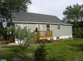 20 Kirk Ln, Pine Hill, NJ 08021