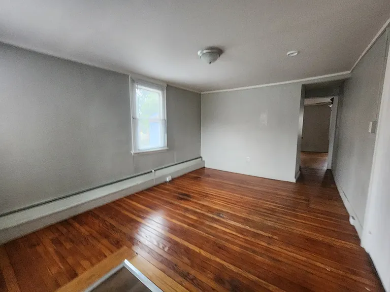 300 W Elm St #300 — Photo 15