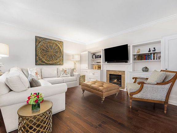 2nd image of 1071 3rd Ave #3D