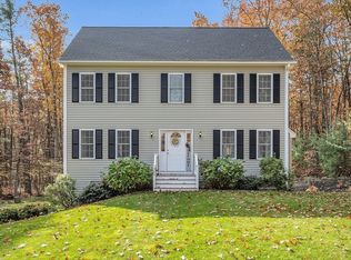 390 Page St, Lunenburg, MA 01462