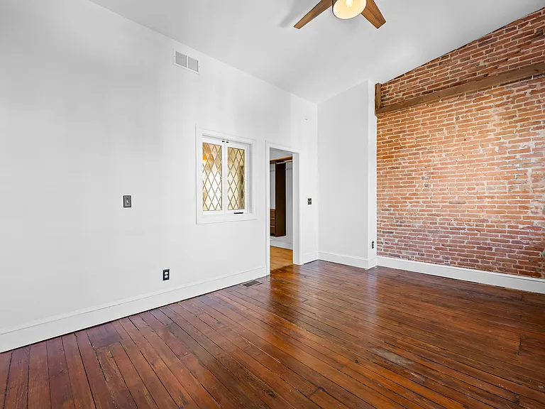 1427 Bolton St #2 — Photo 18