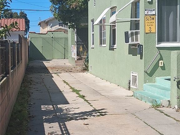 5th image of 8469 Cypress Ave
