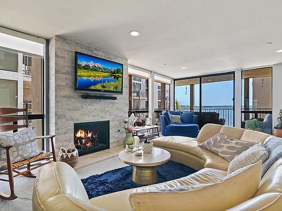 2nd image of 1125 Pacific Beach Dr Unit 303