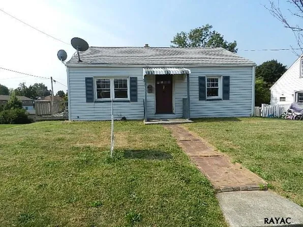 50 Girard St, Dallastown, PA 17313