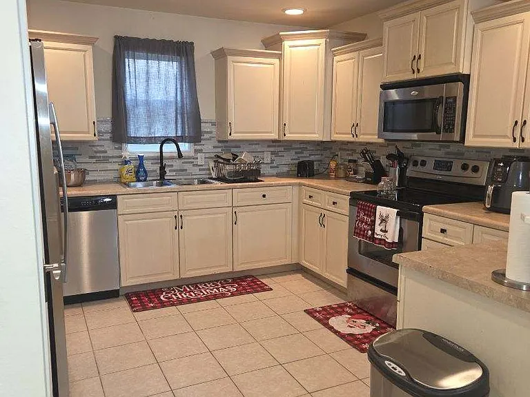 43 Fuller Cir #43 — Photo 5