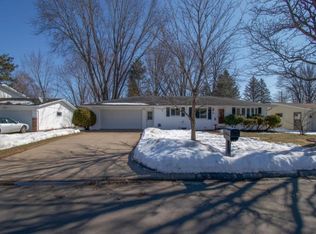605 Oak St, Rothschild, WI 54474