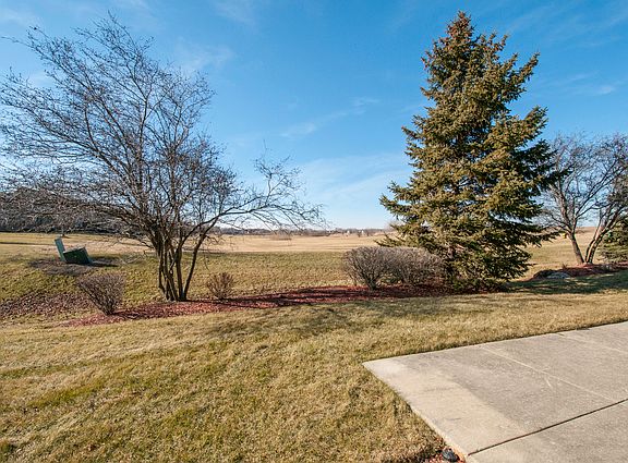 4th image of 18136 Pheasant Lake Dr