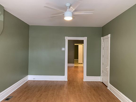 2nd image of 4549-4551 Swan Ave