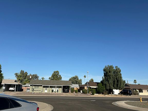 5th image of 11646 N 105th Ave