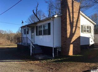 220 S Coulter Ave, Newton, NC 28658