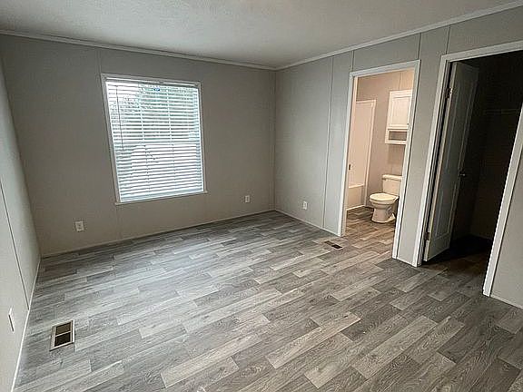 5th image of 2122 N Sheeran Dr #559
