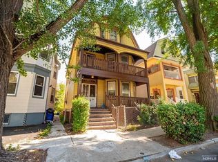 24 So 17th St, East Orange, NJ 07018