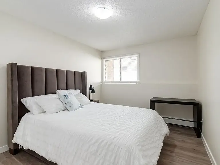5700 31st St #C304 — Photo 24