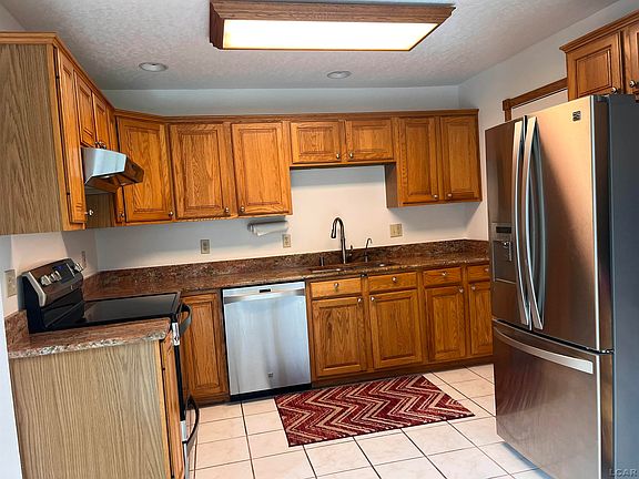 4th image of 3309 Birch Run S