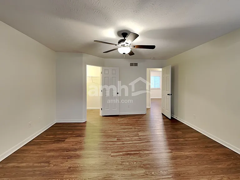 1215 Brookstone Dr — Photo 9