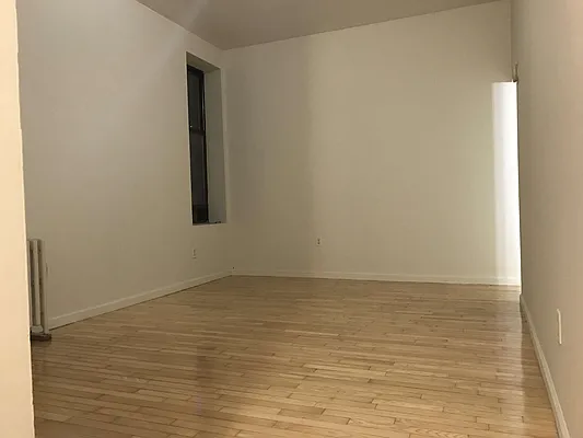 Rented by Meyerson Management | media 29