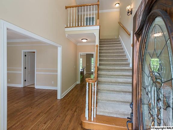 4th image of 103 Kelvingrove Dr