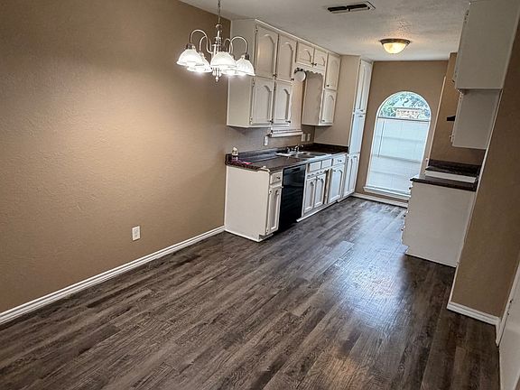 3rd image of 6605 Kitty Dr