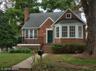 8019 Glenbrook Rd, Bethesda, MD 20814