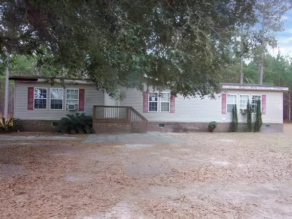 824 Milton Glisson Rd, Claxton, GA 30417