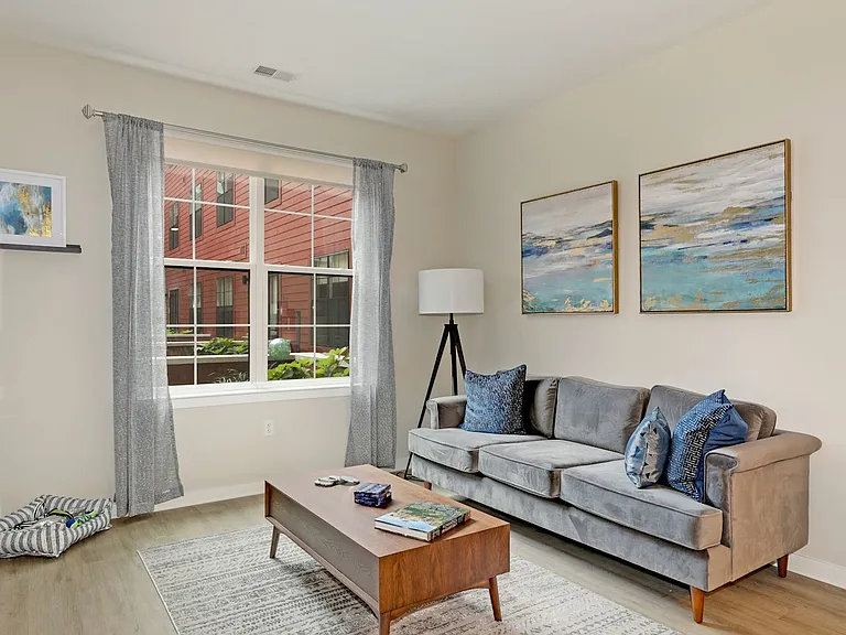 EDGE Apartments — Photo 48