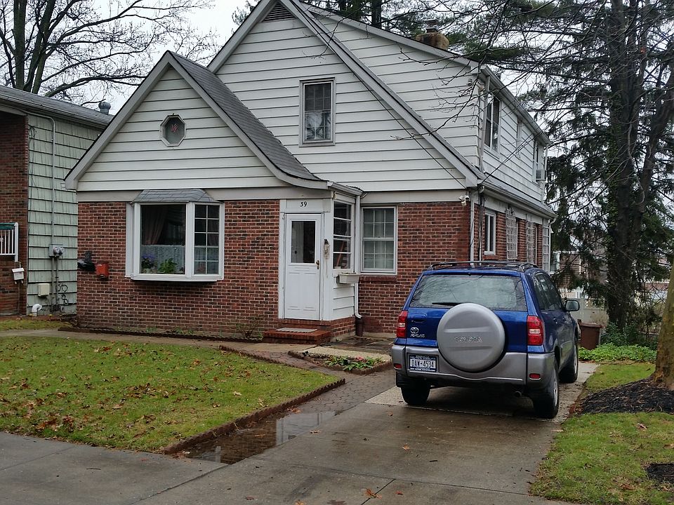 1st image of 39 Cypress Ave