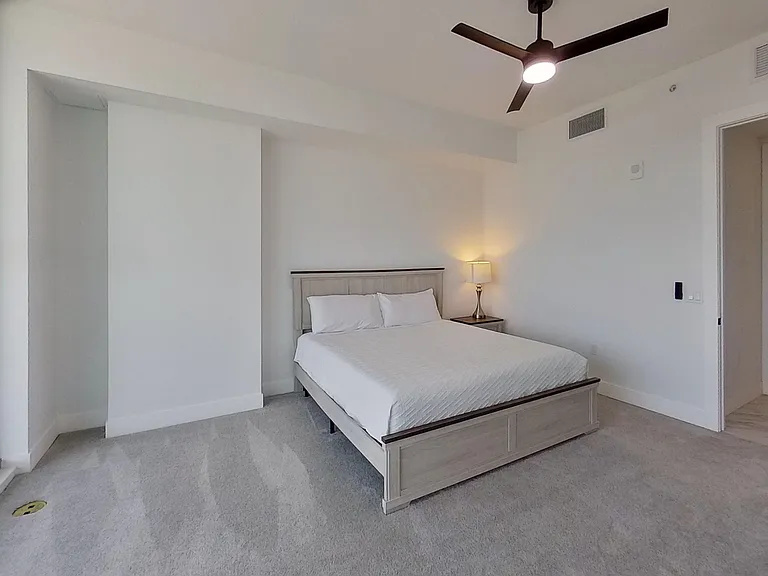 Signature Place — Photo 10