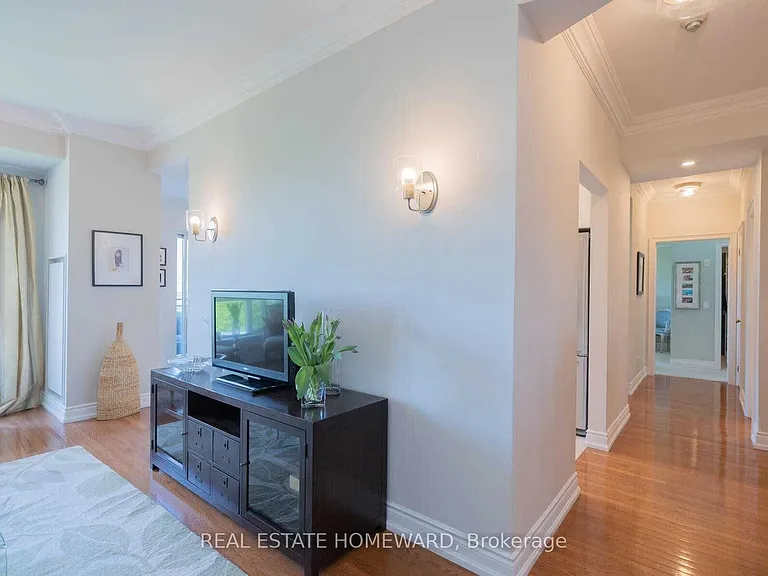 1 Maison Parc Ct #712 — Photo 20