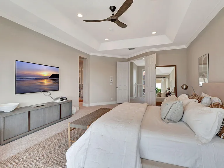 11615 Paradise Cove Ln — Photo 43