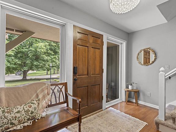 5th image of 717 St Johns DRIVE