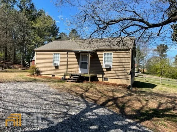 3140 Robinson Pl, Gainesville, GA 30504