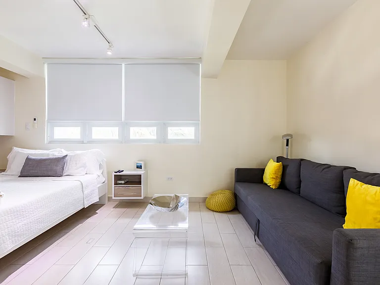 1408 Calle Aldea #4B — Photo 8