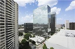 2nd image of 15 Greenway Plz #19C