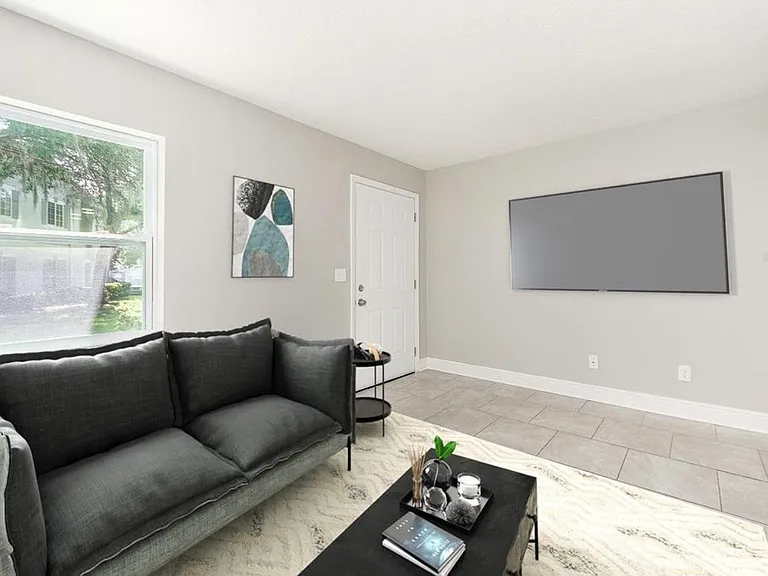 7246 E Bank Dr — Photo 3