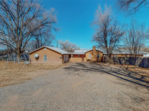18 Walnut Loop, Espanola, NM 87532