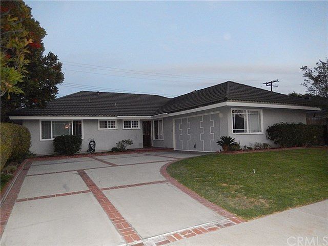 1st image of 2872 Monterey Ave