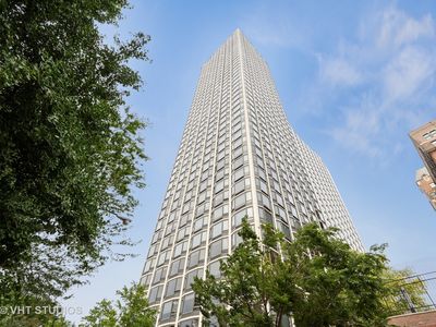 1555 N Astor St APT 26SE, Chicago, IL, 60610