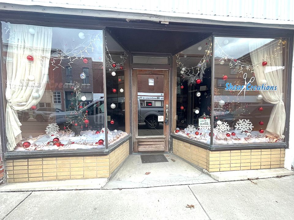1st image of 207 N Main St